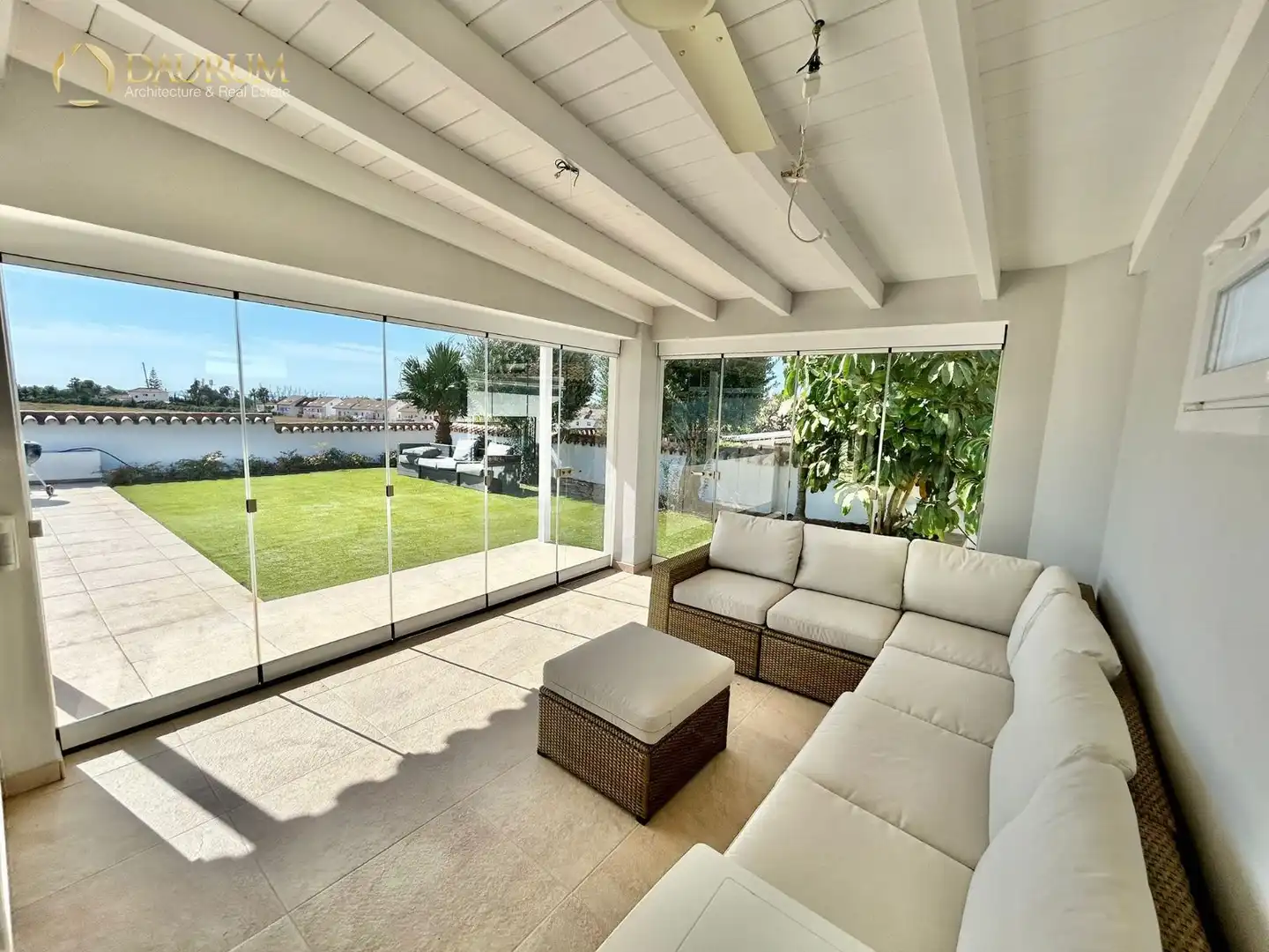 Chalet con piscina en venta en Everest, imagen 3