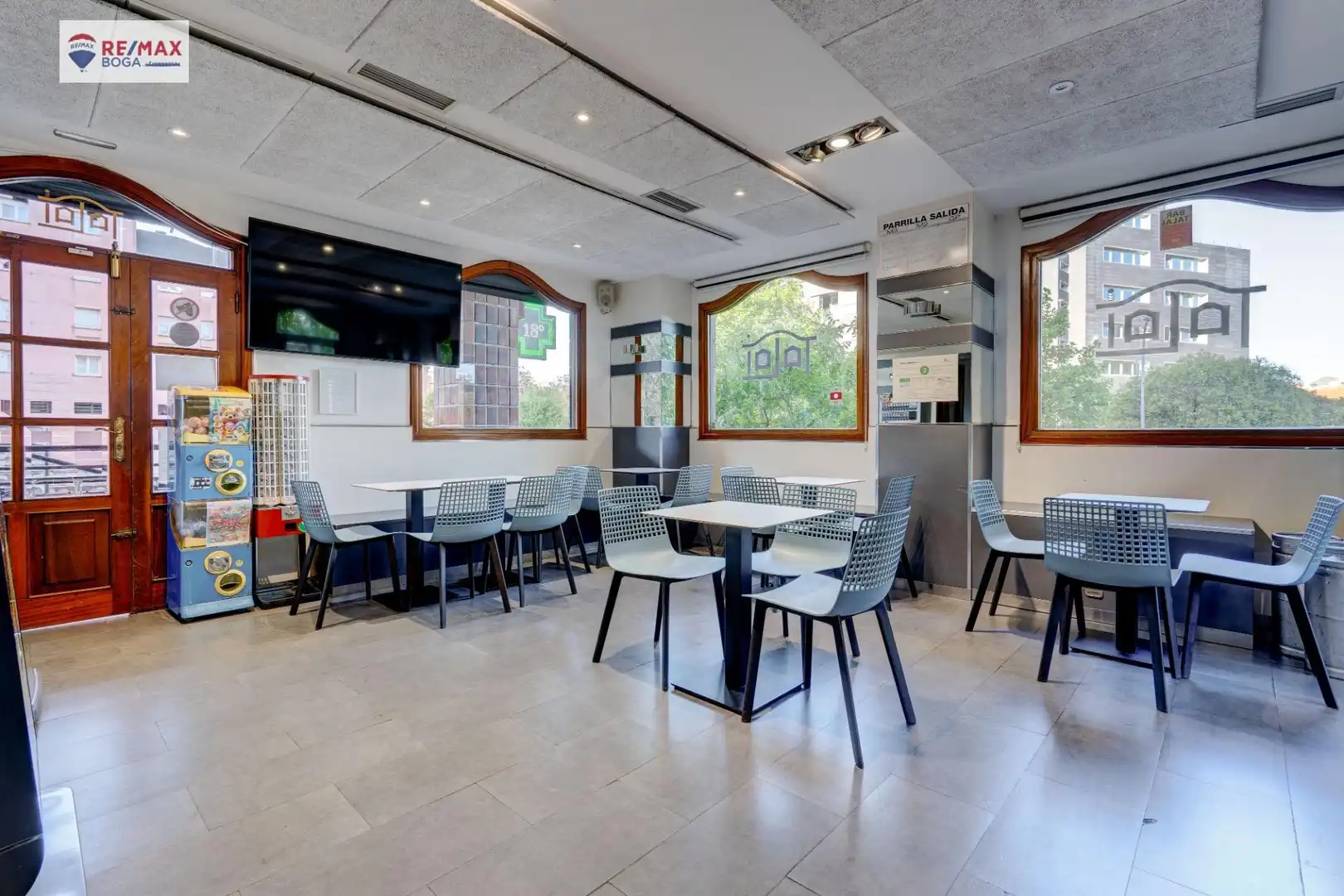 Business premises for sale in Paseo de Mons, imagen 11