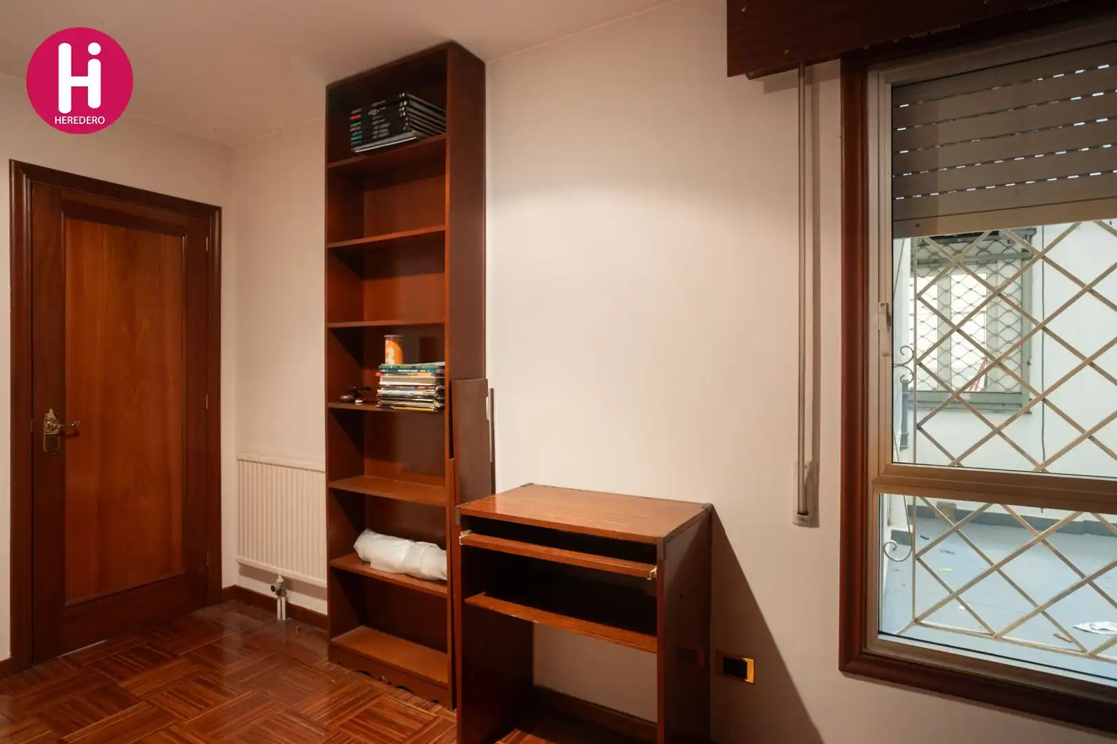 Schlafzimmer von Wohnung zum Verkauf in Vigo  mit Heizung und Abstellraum