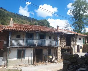 Vista exterior de Casa adosada en venda en Los Tojos 