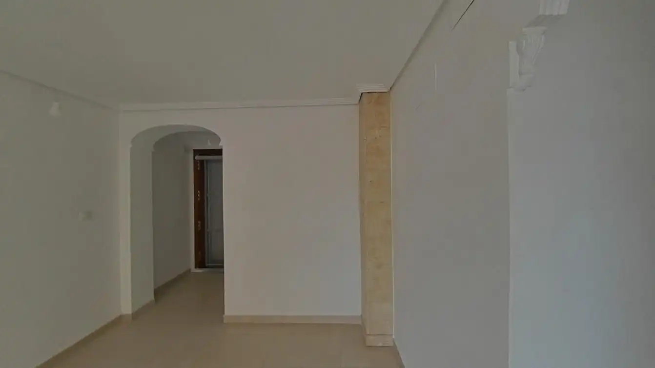 Piso en venta en Plaza De La Comunidad, imagen 4