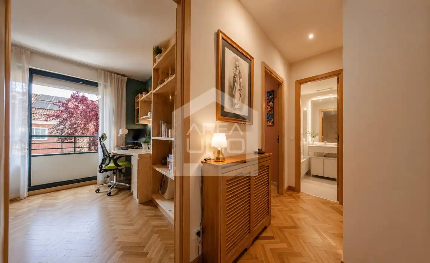 Sala d'estar de Casa adosada en venda en Alcorcón amb Aire condicionat, Calefacció i Jardí privat