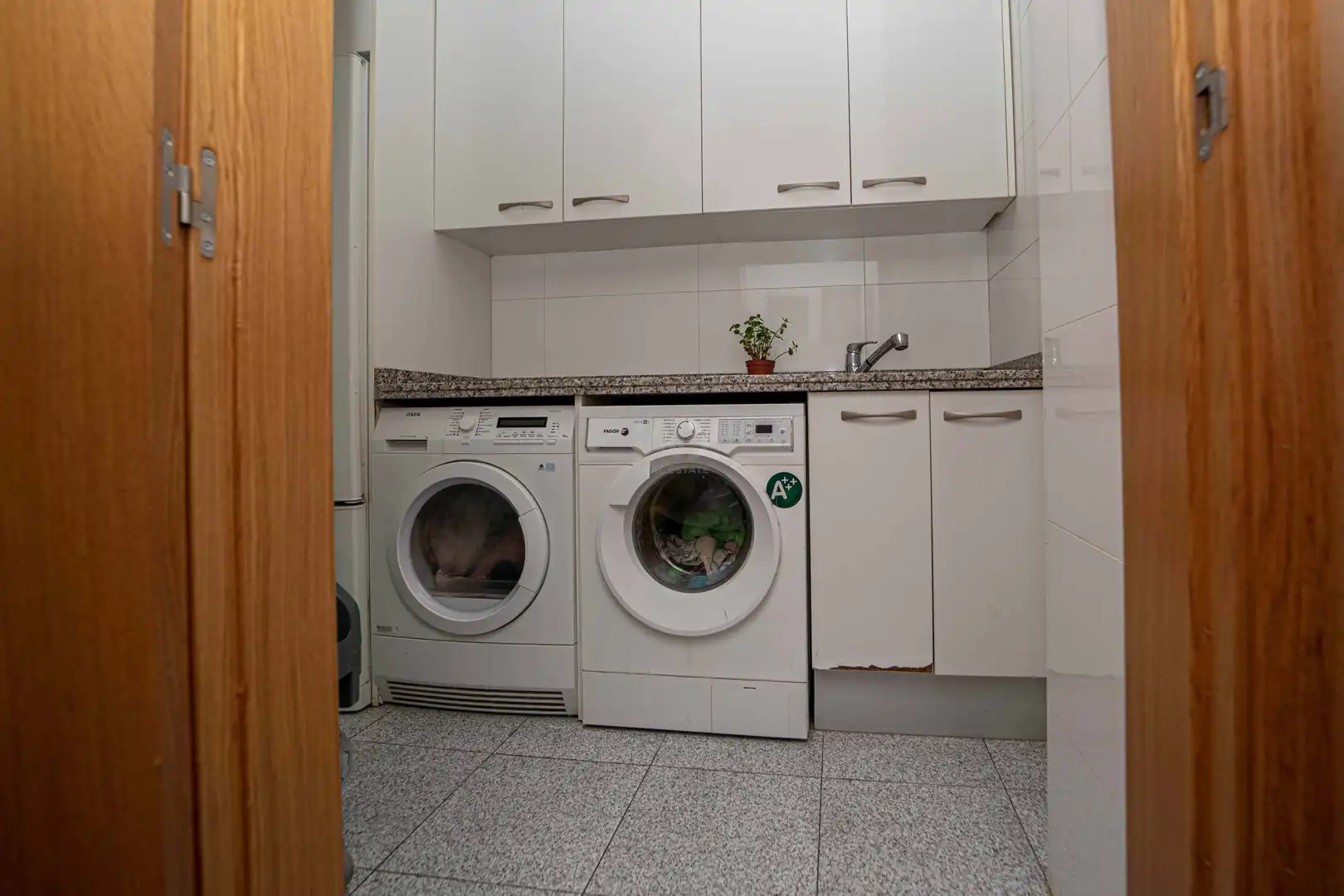 Kitchen of Houses for sale in Villaquilambre  with Heating