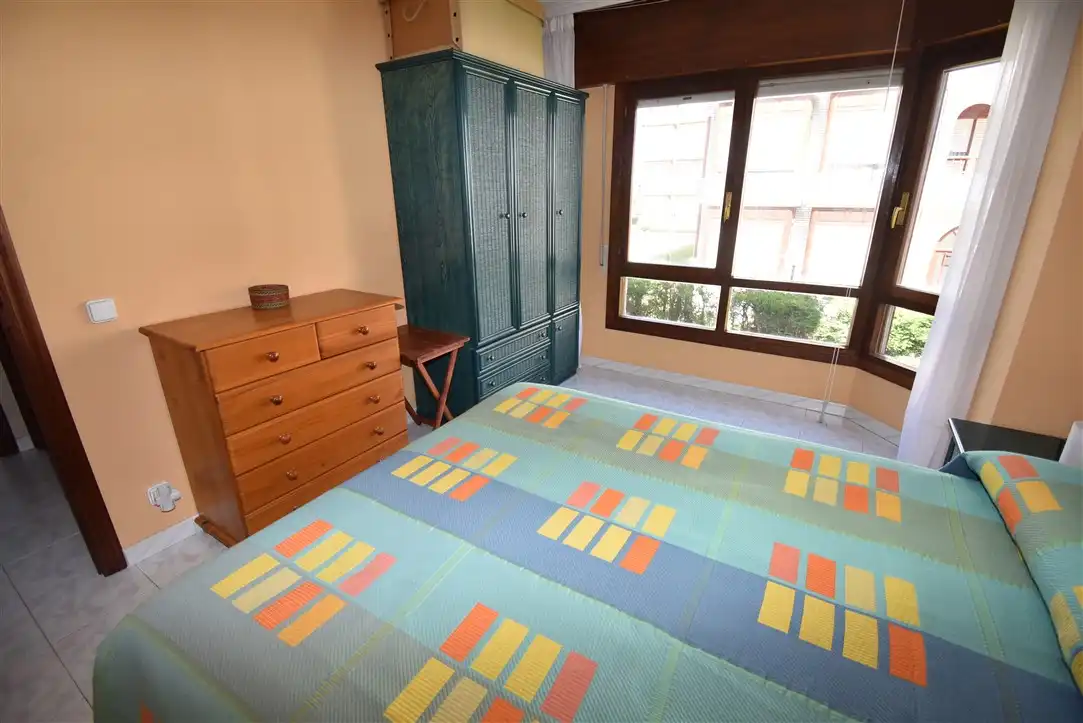 Schlafzimmer von Erdgeschoss zur Miete in Noja mit Terrasse, Möbliert und Gemeinschaftspool