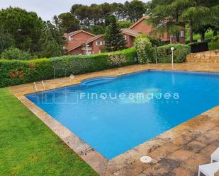 Piscina de Casa o xalet de lloguer en Cerdanyola del Vallès amb Aire condicionat, Terrassa i Piscina