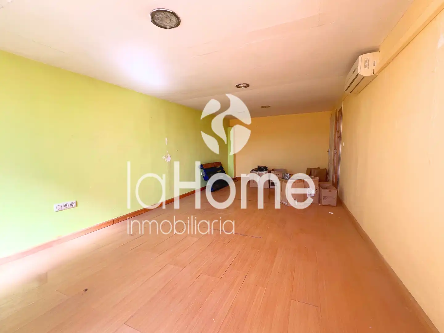 Nave industrial en venta en Manises