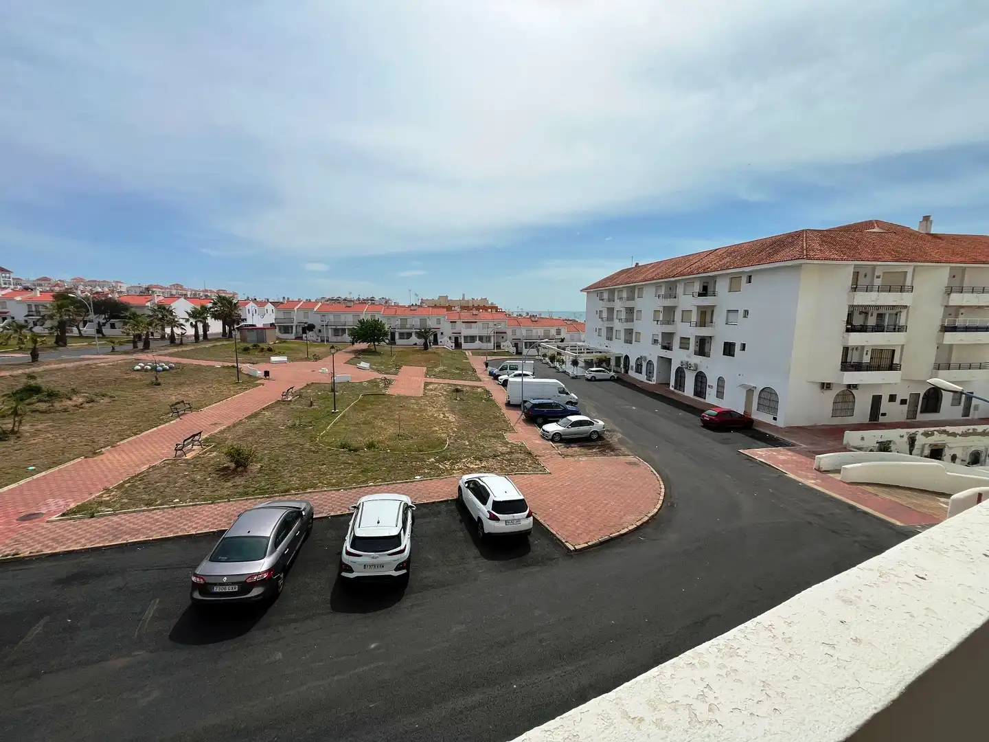 Parking de Piso en venta en Almonte con Amueblado, Lavadora y Microondas