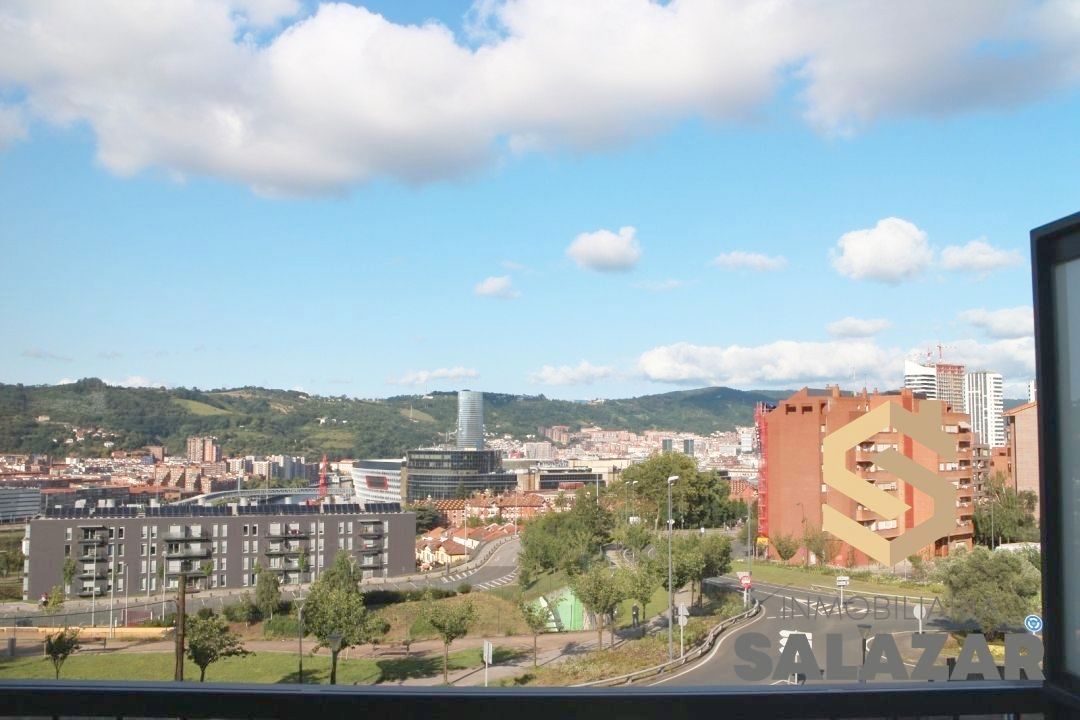 Exterior view of Flat to rent in Bilbao   with Heating and Balcony