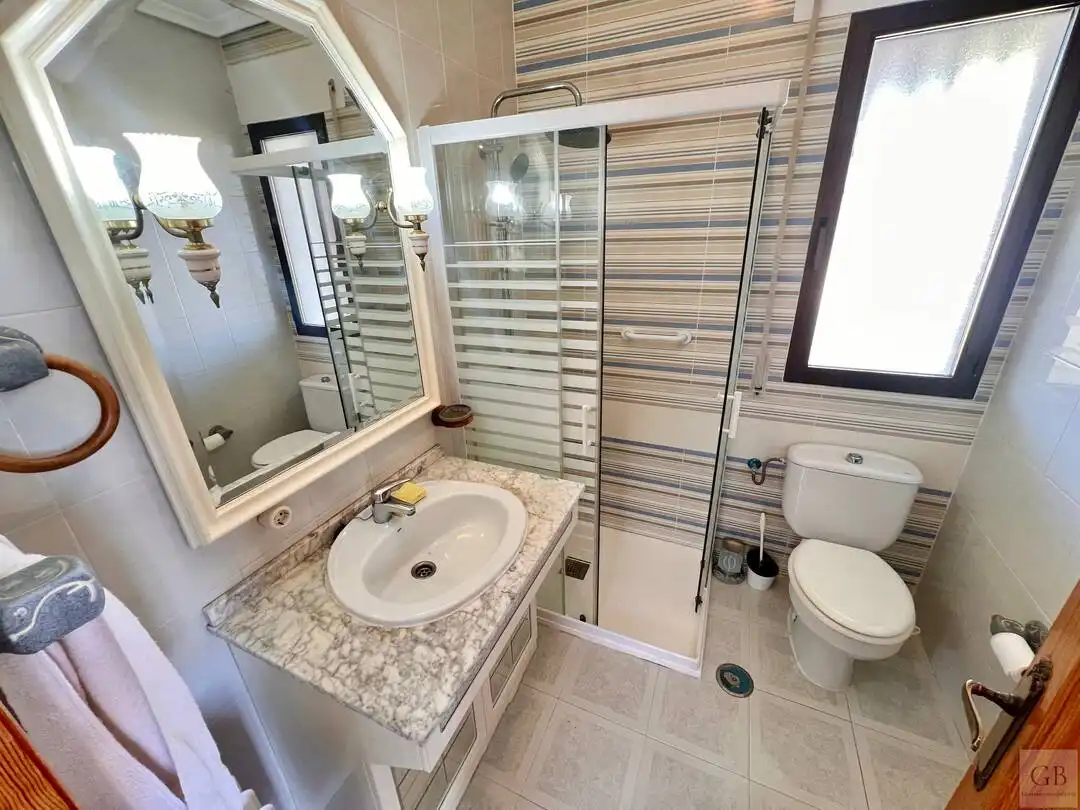 Bathroom of Houses for sale in Toledo  with Air Conditioner, Heating and Terrace