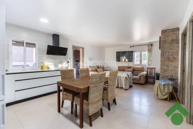 Casa-chalet en Venta en Nívar