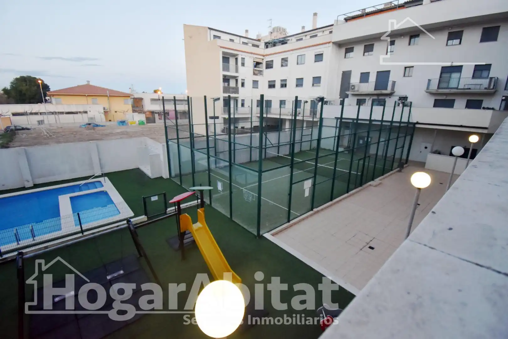 Parking de Piso en venta en Almazora / Almassora con Aire acondicionado, Terraza y Trastero
