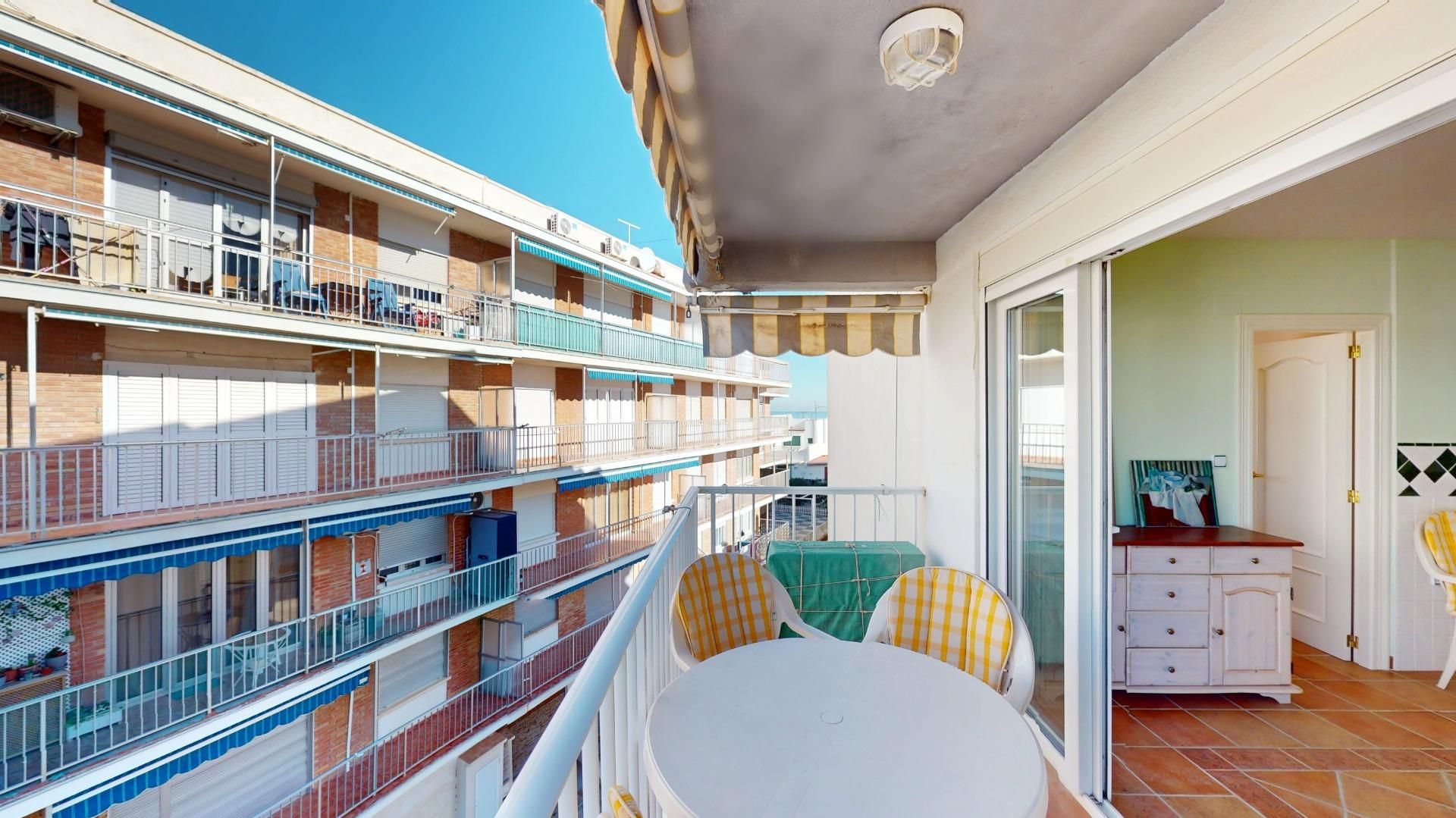 Terrassa de Apartament en venda en Oliva amb Aire condicionat, Calefacció i Balcó