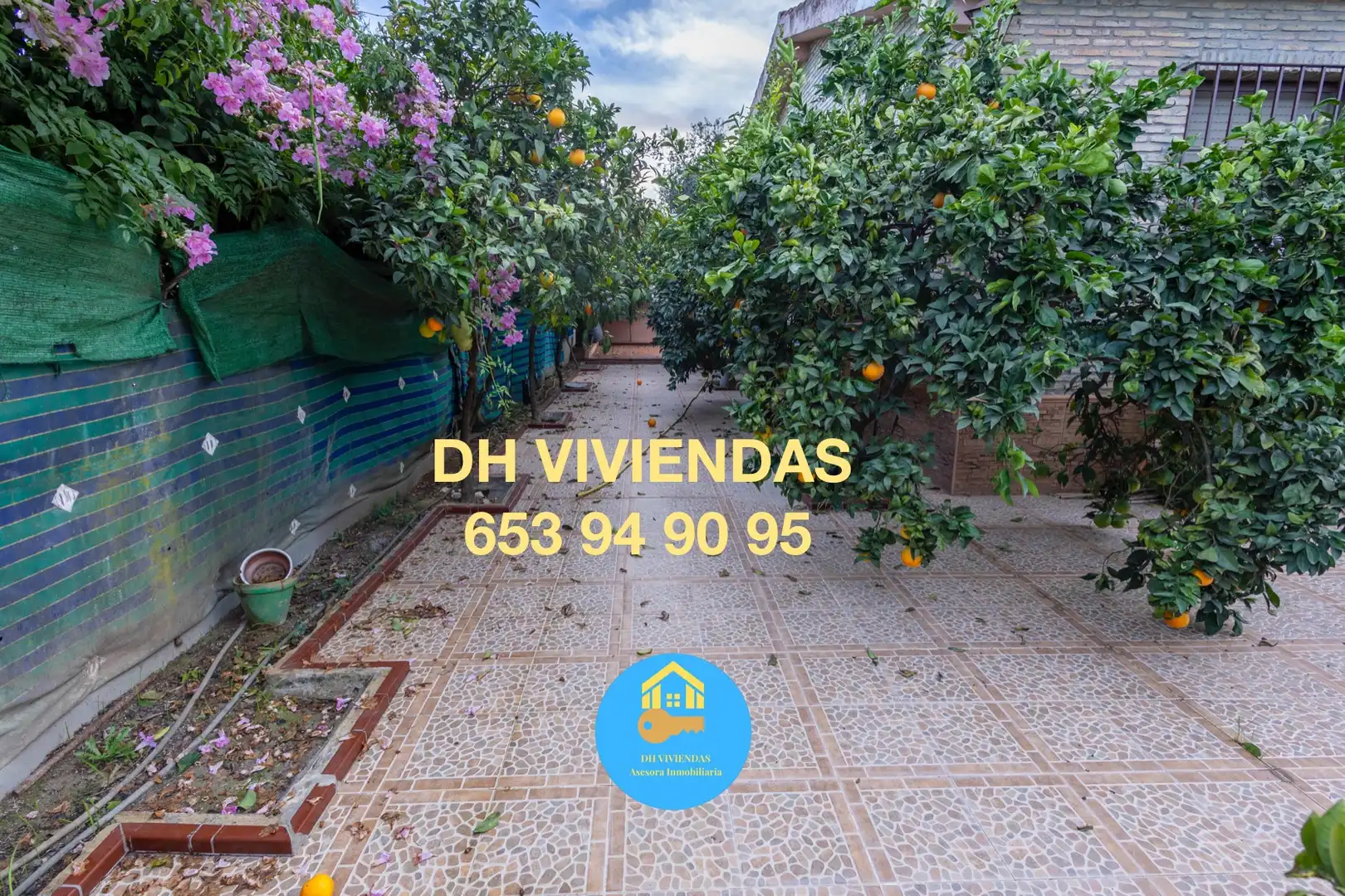 Garden of Houses for sale in Dos Hermanas  with Air Conditioner, Private garden and Terrace