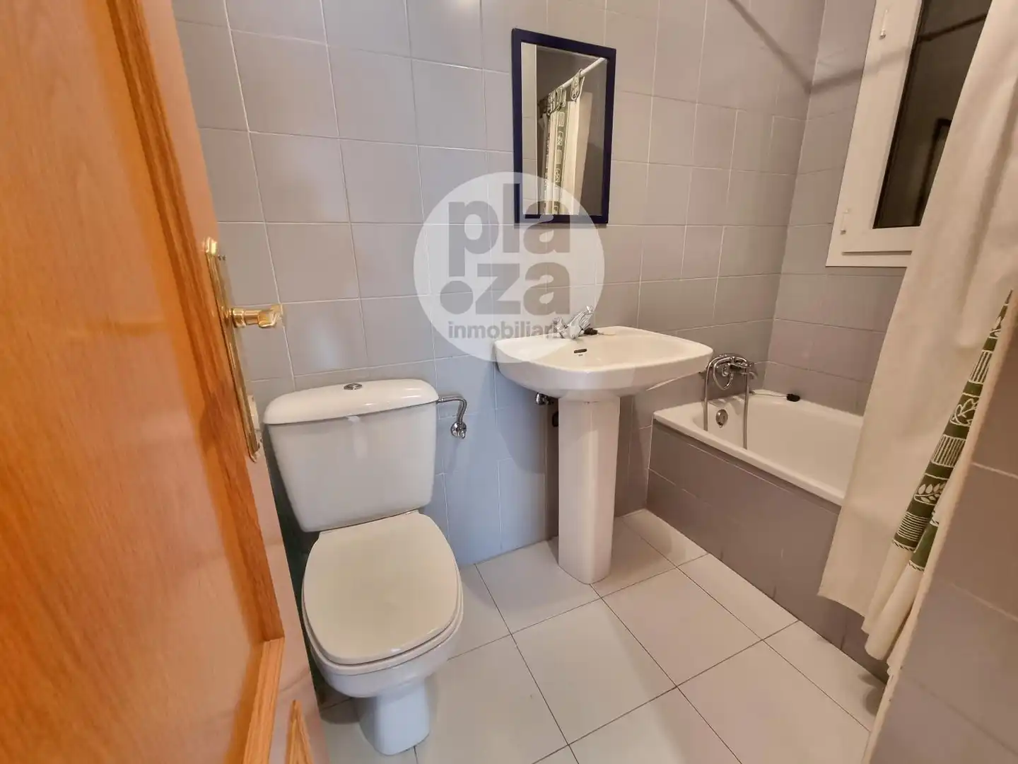 Bathroom of Flat for sale in Burgos  with Heating and Storage room