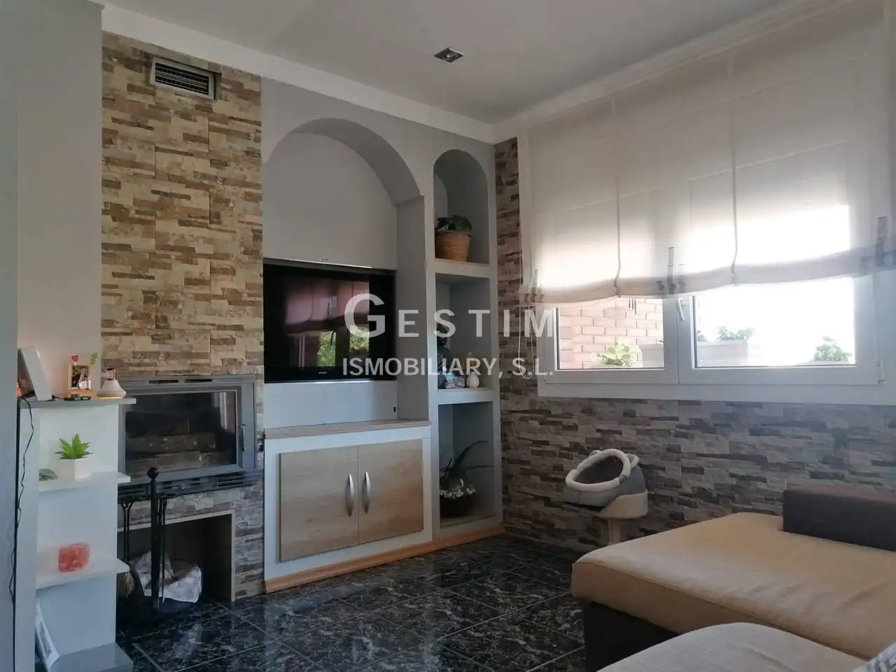 Sala de estar de Piso en venta en Manlleu con Calefacción, Terraza y Balcón