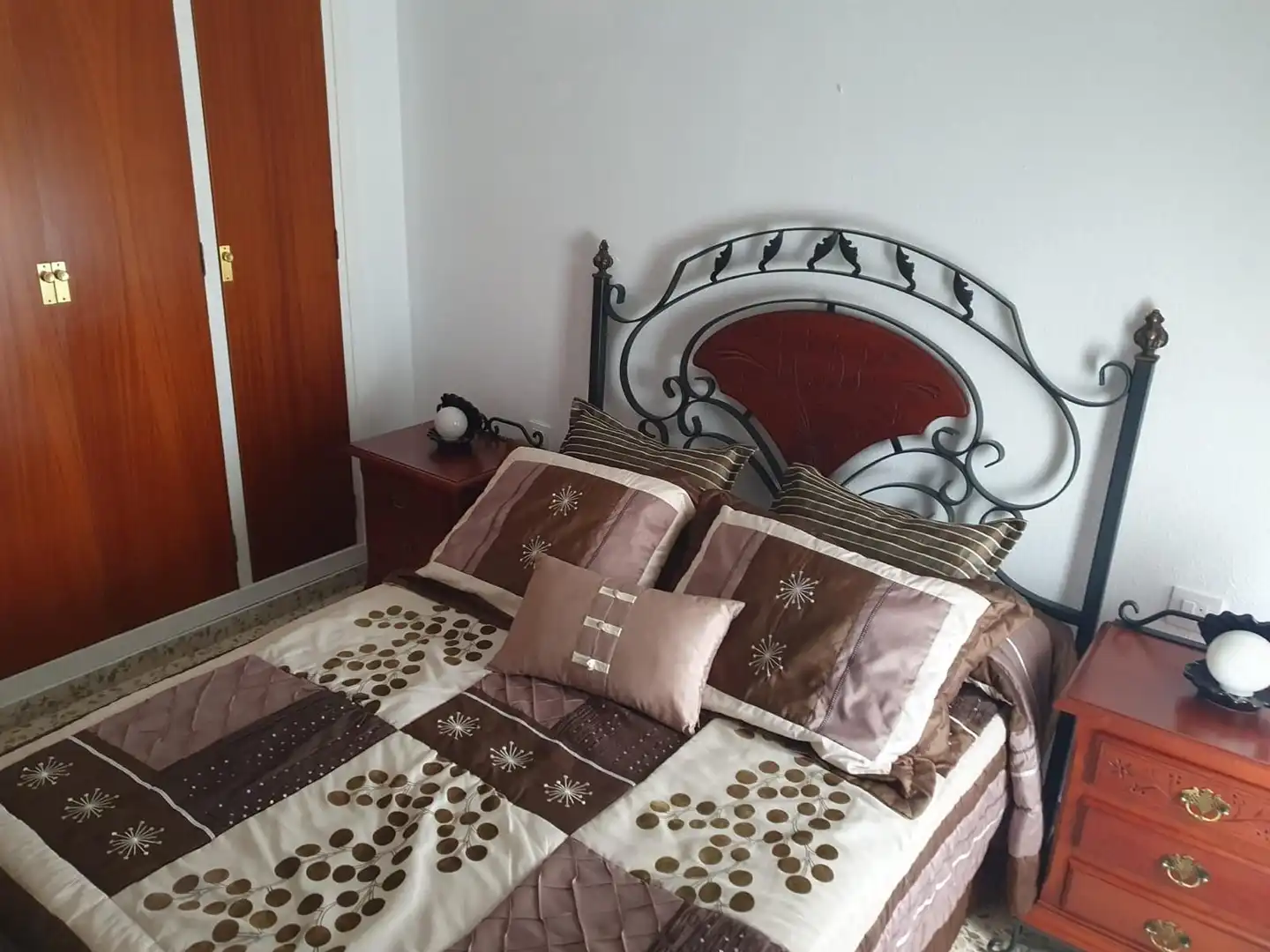 Schlafzimmer von Wohnung zur Miete in Sotogrande mit Möbliert und Gemeinschaftspool