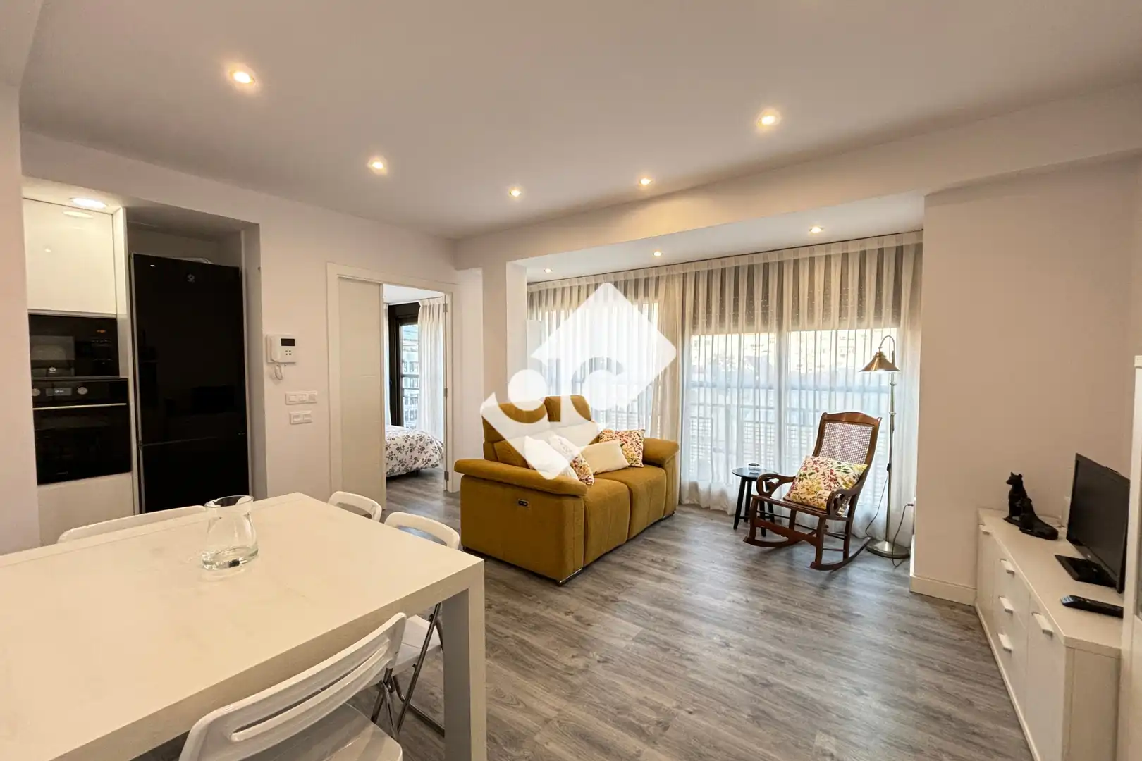 Appartement avec ascenseur à louer à Extramurs