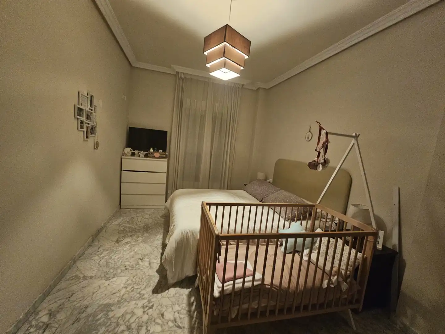 Schlafzimmer von Wohnung zum Verkauf in Almendralejo mit Abstellraum und Möbliert