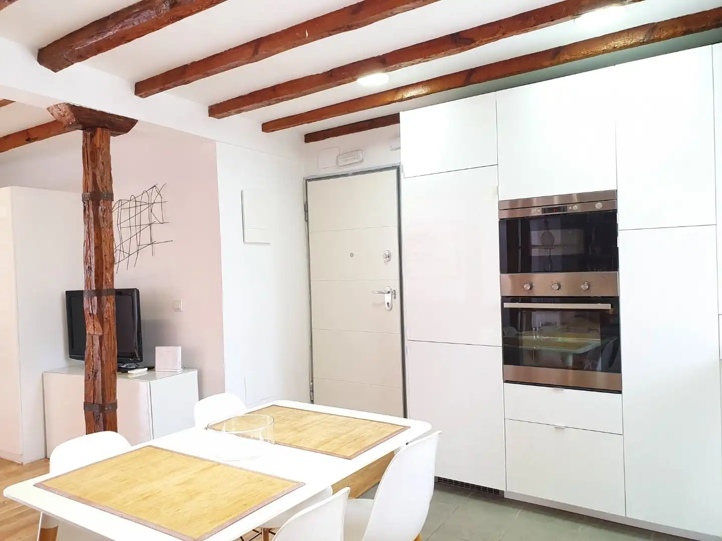 Cocina de Ático de alquiler en Madrid con Aire acondicionado, Calefacción y Terraza