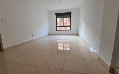 Exterior view of Flat to rent in La Zubia