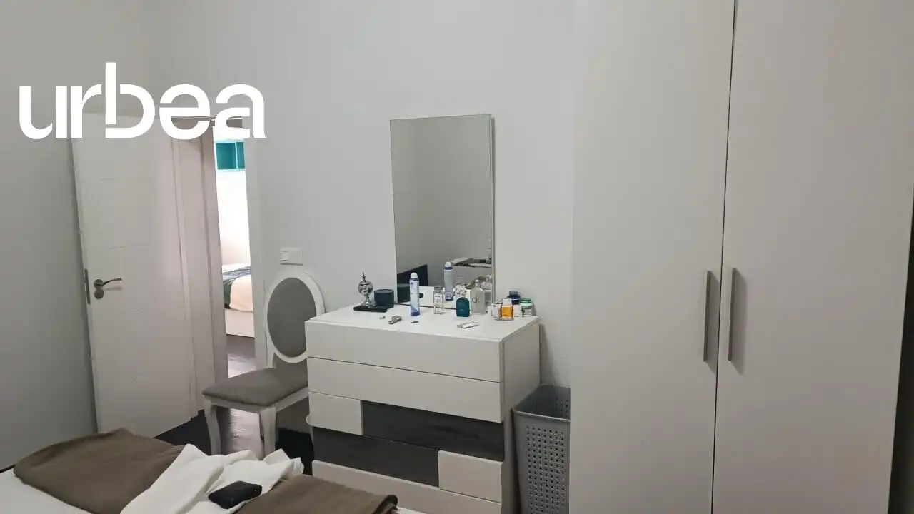 Dormitori de Pis per a compartir en Málaga amb Calefacció, Terrassa i Balcó