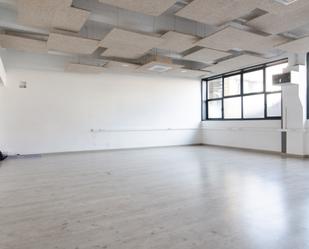 Office to rent in Manresa  with Air Conditioner and Heating