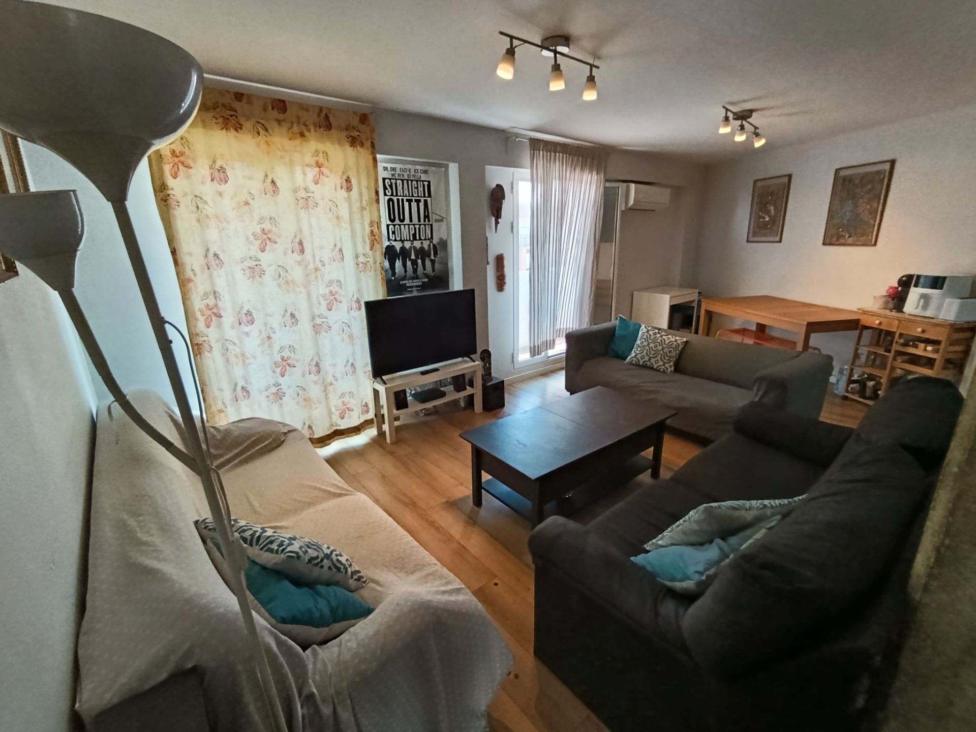 Living room of Flat for sale in  Valencia Capital  with Balcony