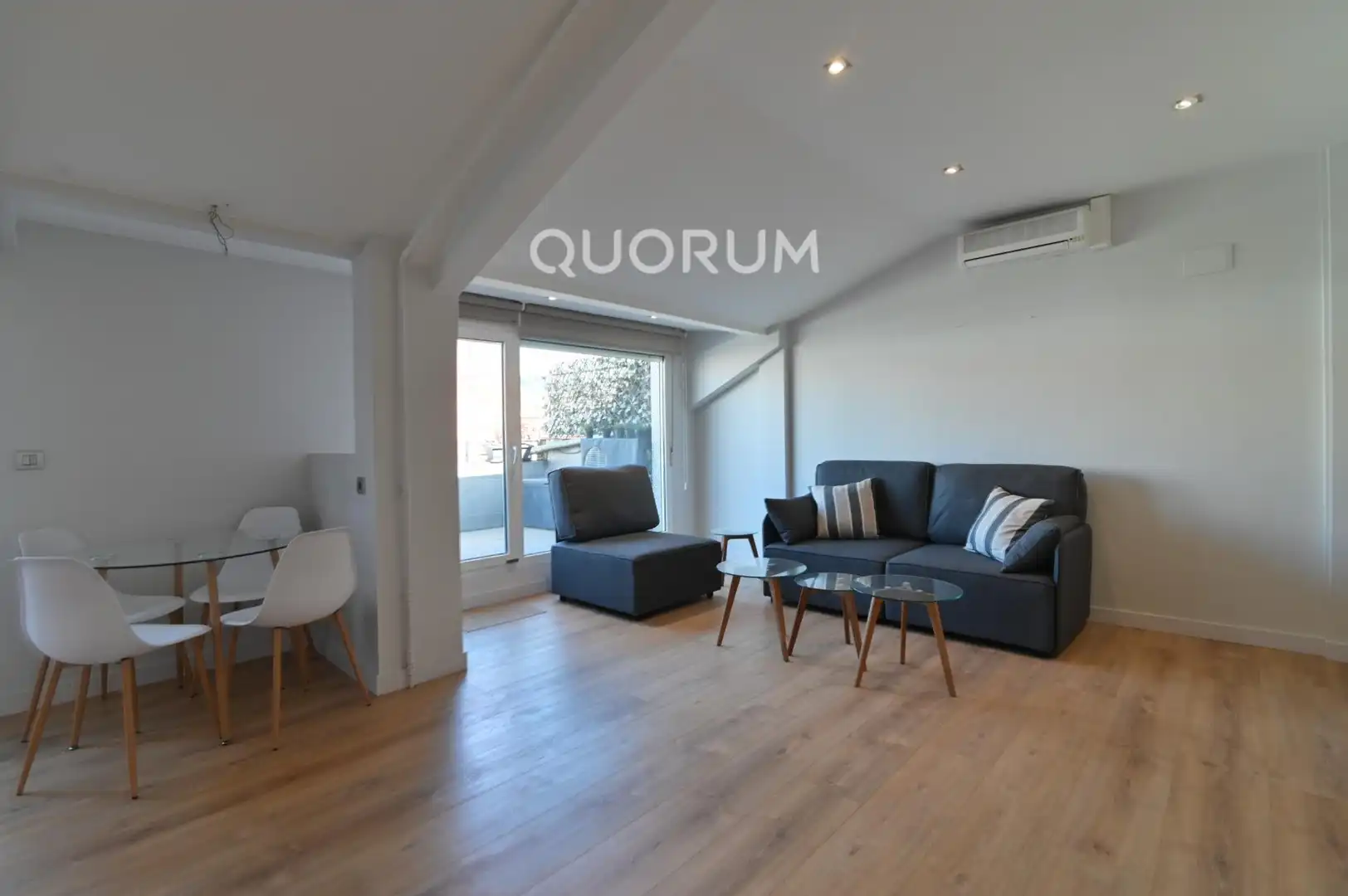 Wohnzimmer von Wohnung zur Miete in Bilbao  mit Klimaanlage, Heizung und Terrasse