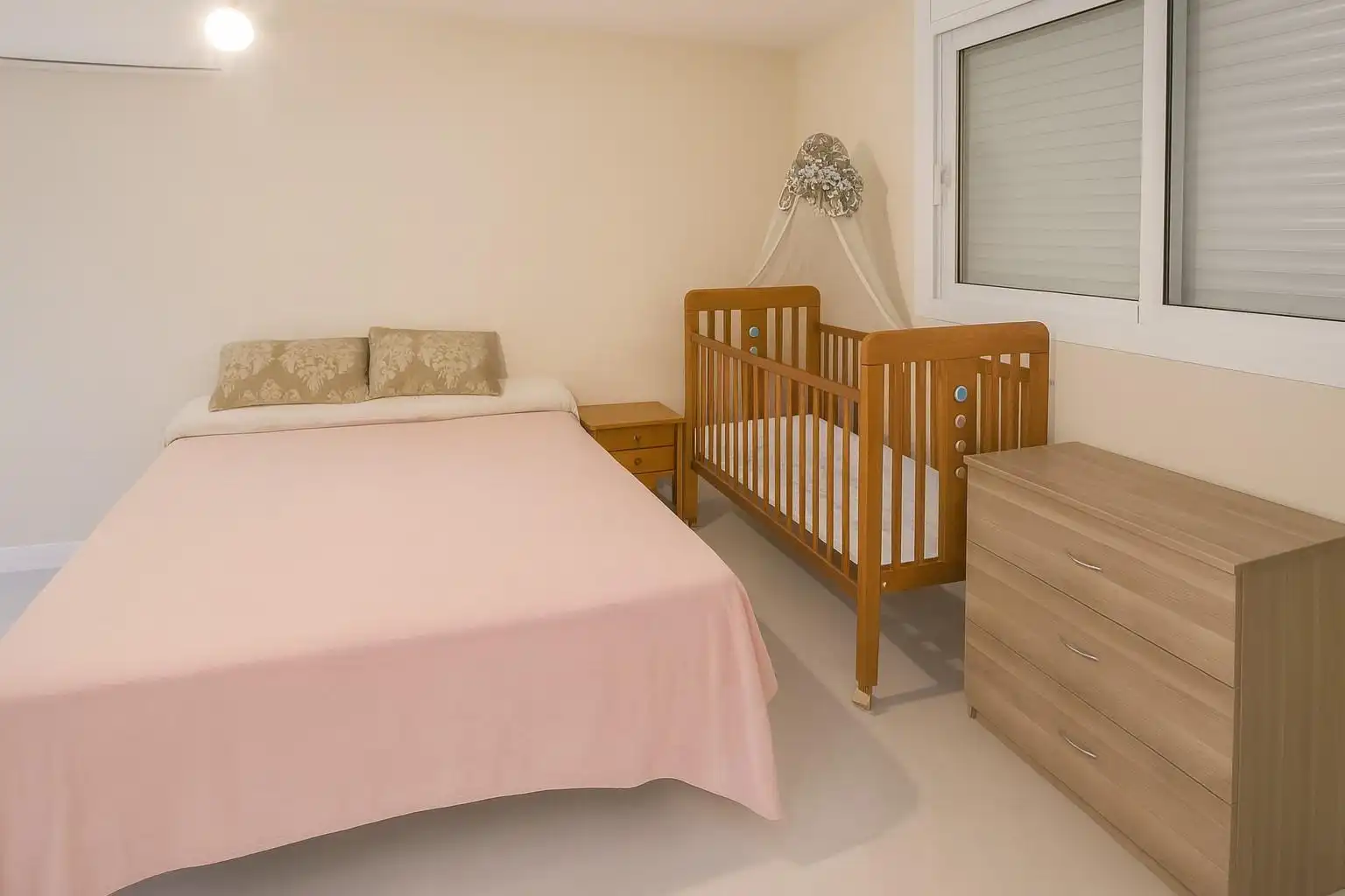 Appartamento con terrazza in vendita a Casco Antiguo, imagen 5
