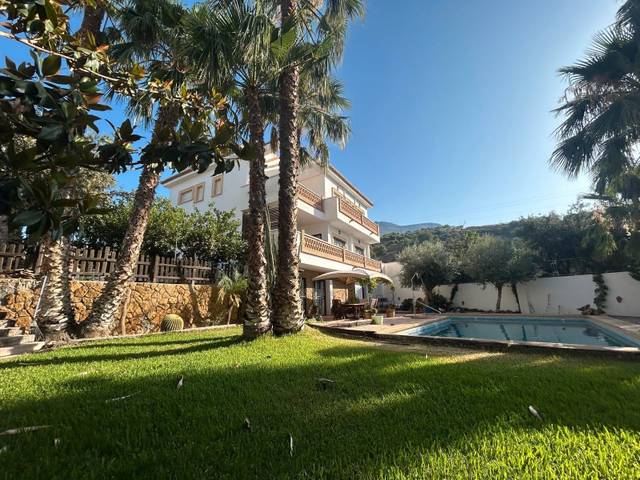 Casa-chalet en Venta en Dalías