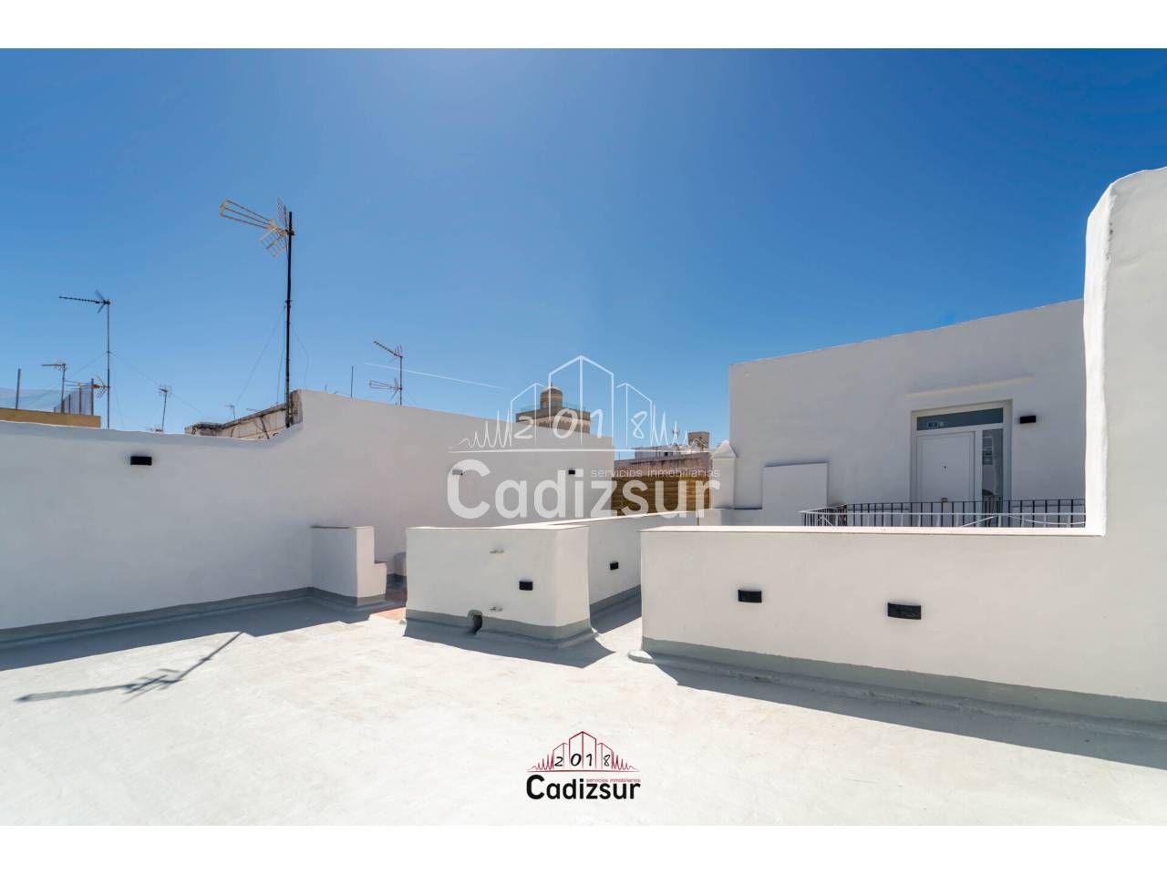 Terraza de Ático en venta en  Cádiz Capital con Aire acondicionado y Terraza