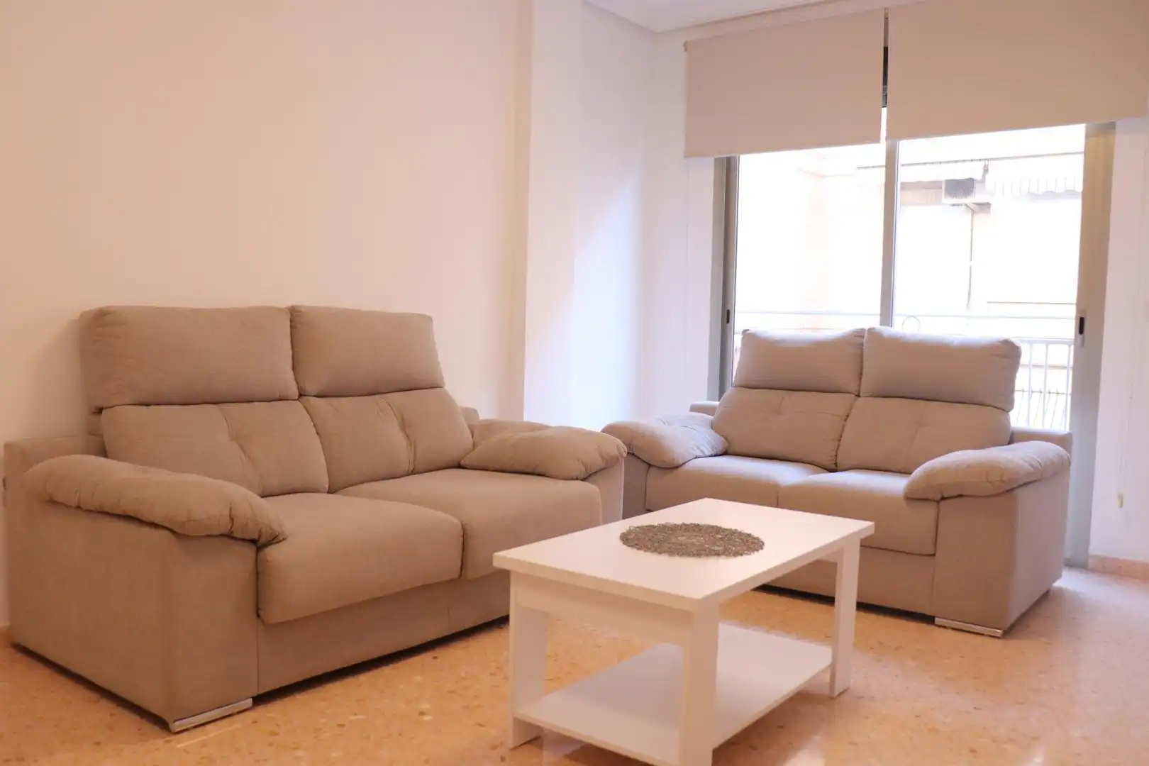 Sala d'estar de Pis de lloguer en Elche / Elx amb Moblat