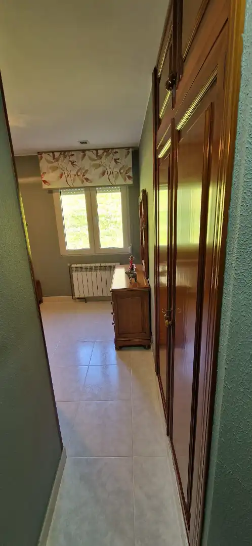 Dormitori de Casa o xalet en venda en Riosa amb Calefacció, Jardí privat i Terrassa