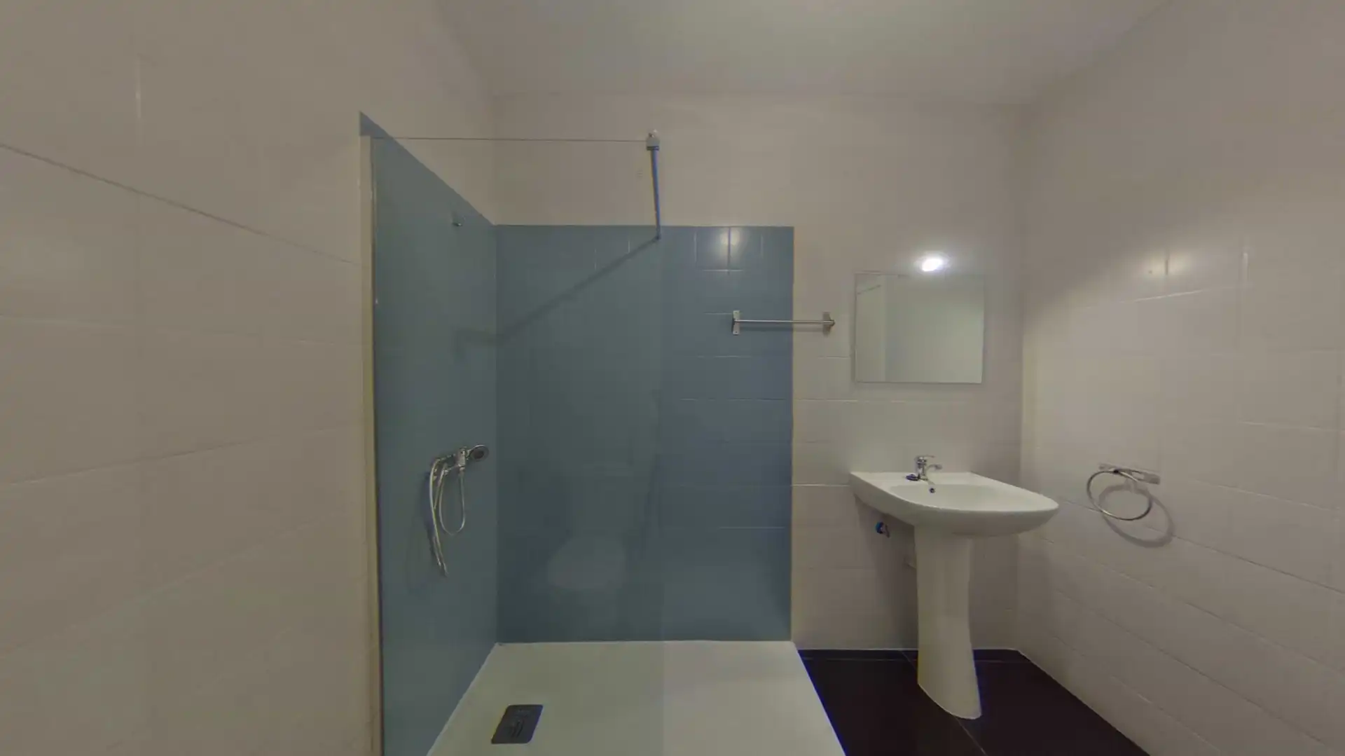 Badezimmer von Erdgeschoss zum Verkauf in Arona mit Schwimmbad