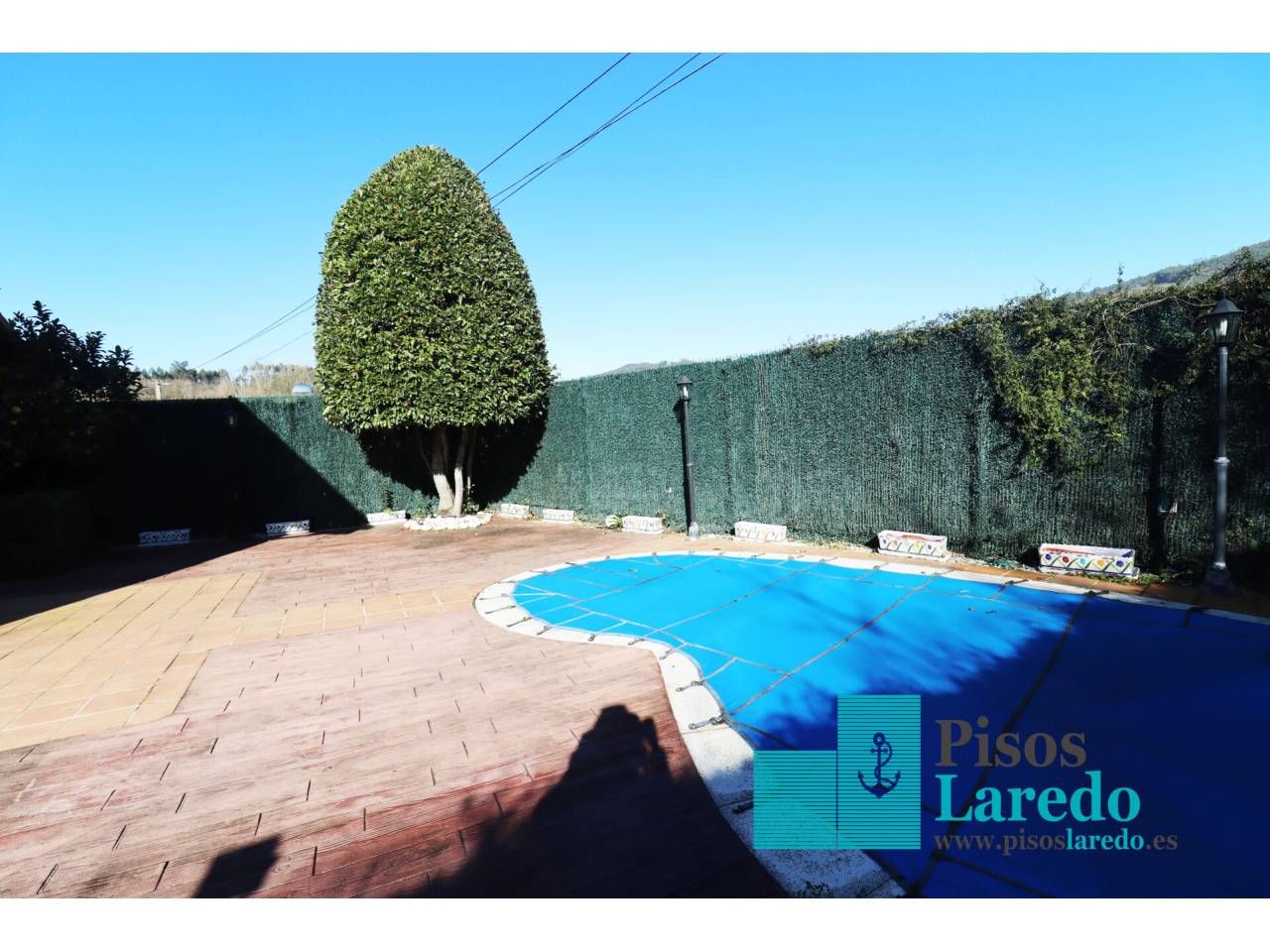 Piscina de Casa o xalet de lloguer en Ampuero amb Calefacció, Jardí privat i Terrassa