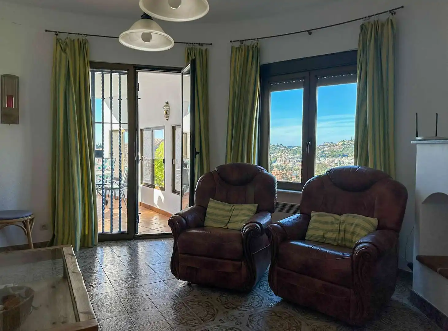 Sala de estar de Casa o chalet en venta en Almuñécar con Aire acondicionado, Calefacción y Terraza