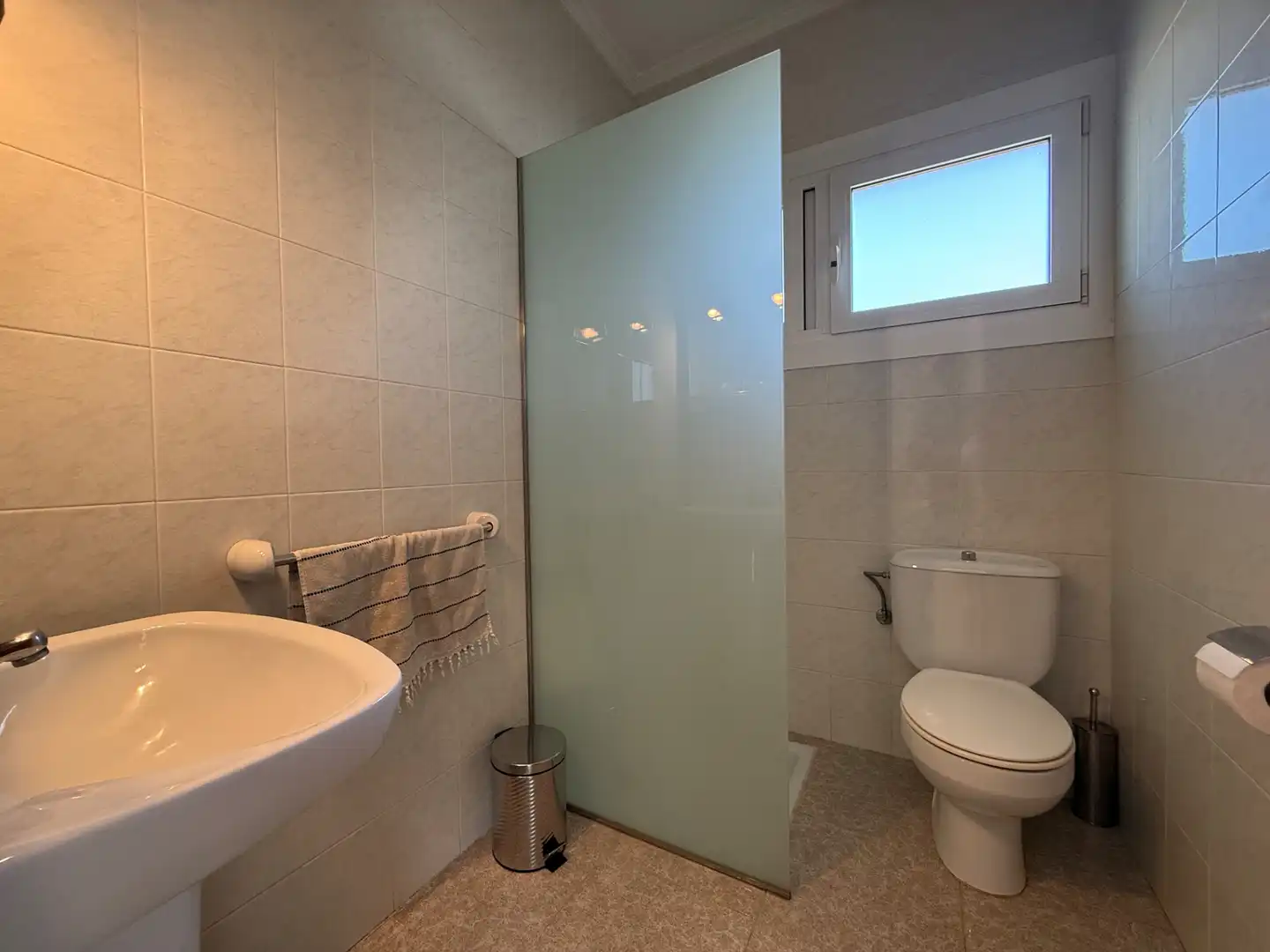 Baño de Casa o chalet en venta en Besalú con Aire acondicionado, Calefacción y Jardín privado