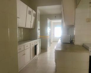 Cuina de Apartament en venda en Alicante / Alacant amb Terrassa i Balcó