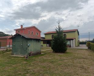 Vista exterior de Casa o xalet en venda en Oza dos Ríos amb Piscina