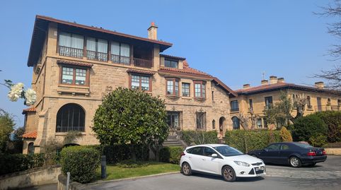 Foto 3 de Piso en venta en Zugatzarte Etorbidea, Las Arenas, Getxo