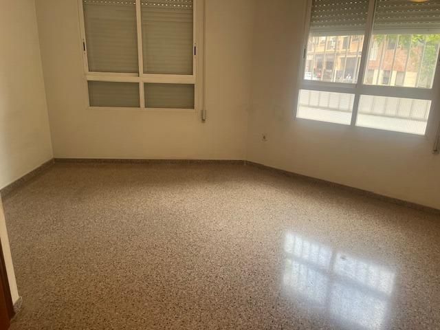 Vista exterior de Planta baixa en venda en Elche / Elx