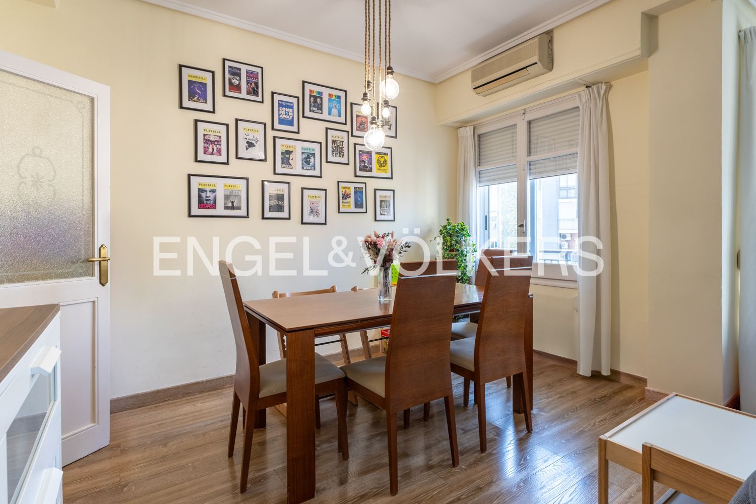 Dining room of Flat for sale in  Valencia Capital  with Heating and Balcony
