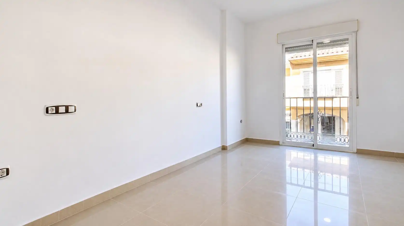 Flat for sale in Cármenes - Ríos