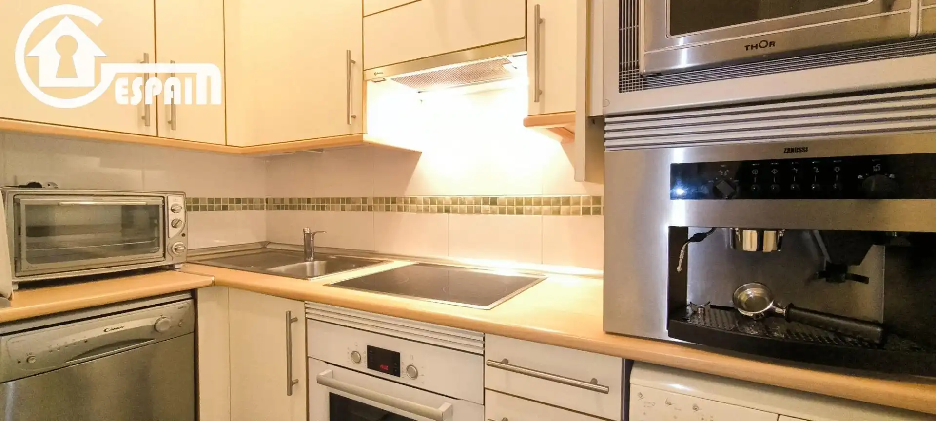 Kitchen of Flat for sale in Madrid  with Air Conditioner, Heating and Private garden
