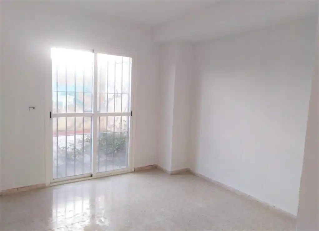 Piso en venta en C/ Batea, Cantillana