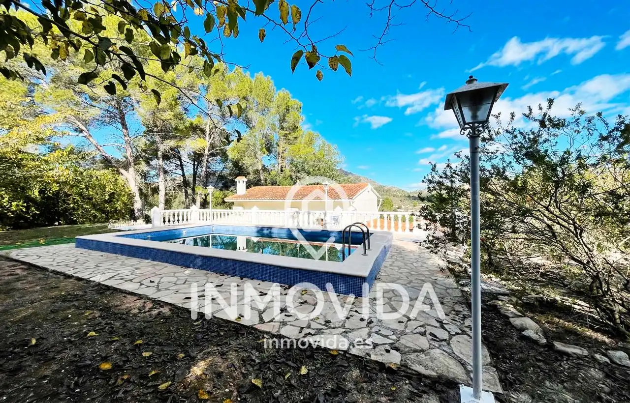 Casa o chalet en venta en R-9 Foies B Pol-16, 3, Xàtiva