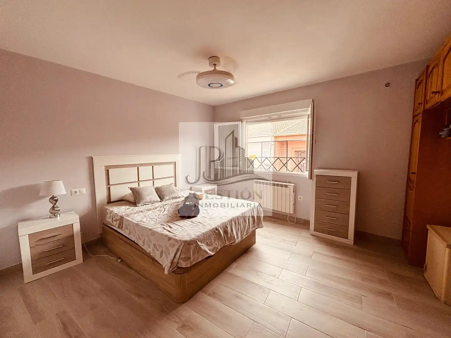 Dormitori de Casa adosada en venda en Villasequilla amb Aire condicionat, Calefacció i Terrassa