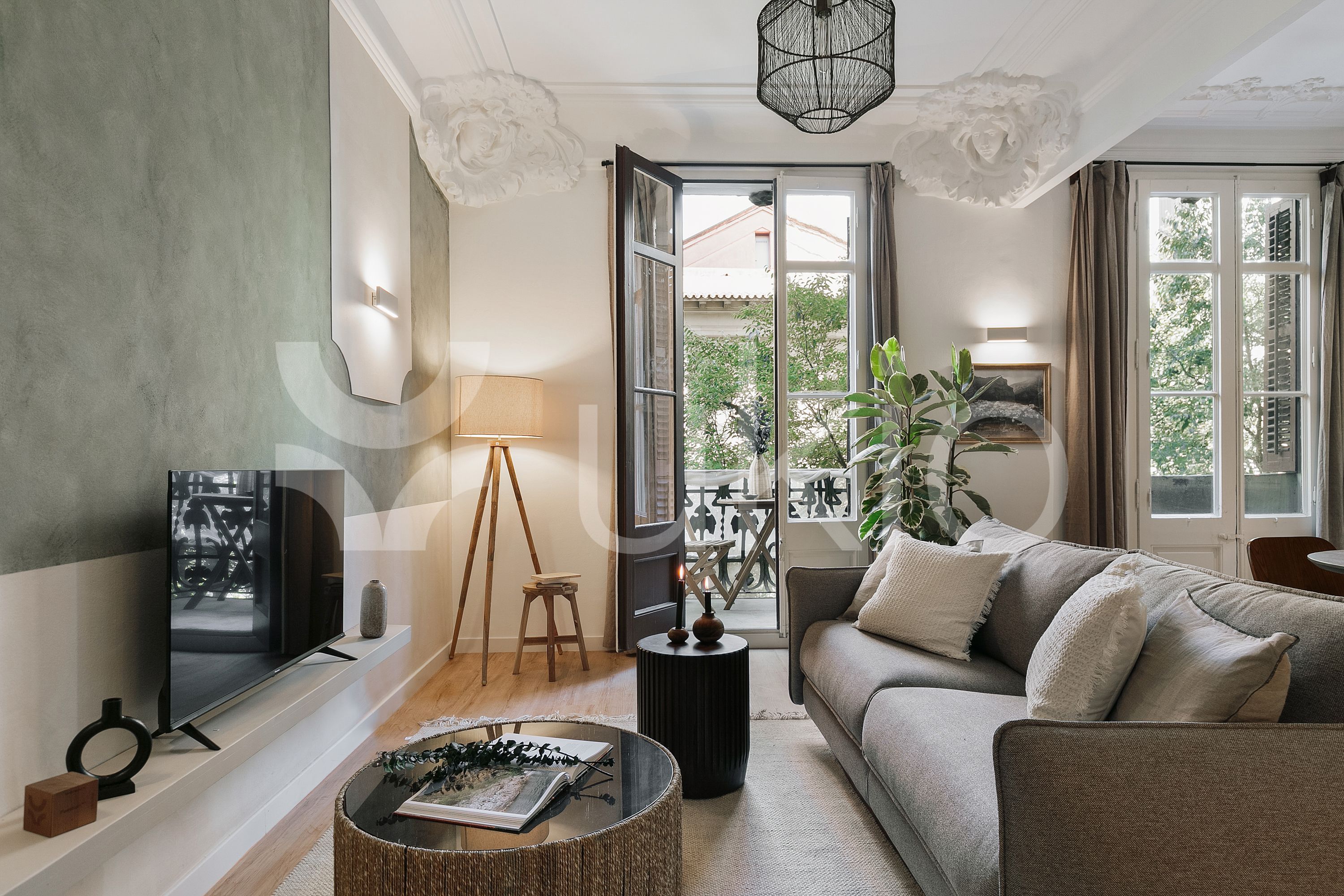 Sala d'estar de Estudi de lloguer en  Barcelona Capital amb Aire condicionat, Calefacció i Moblat
