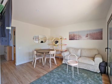 Wohnung mit Balkon zum Verkauf in Carrer Canigó
