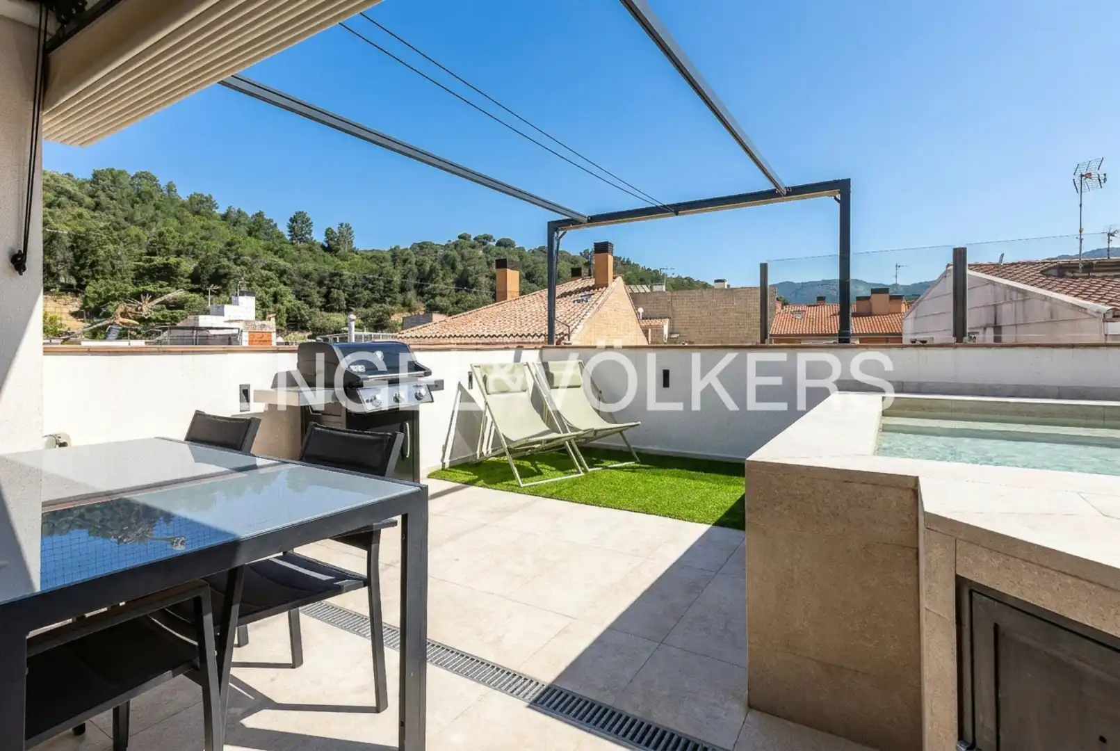 Duplex with pool for sale in Arenys de Munt